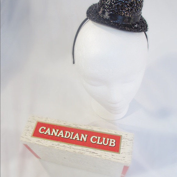 Halloween Costume - Picture 5 of 5